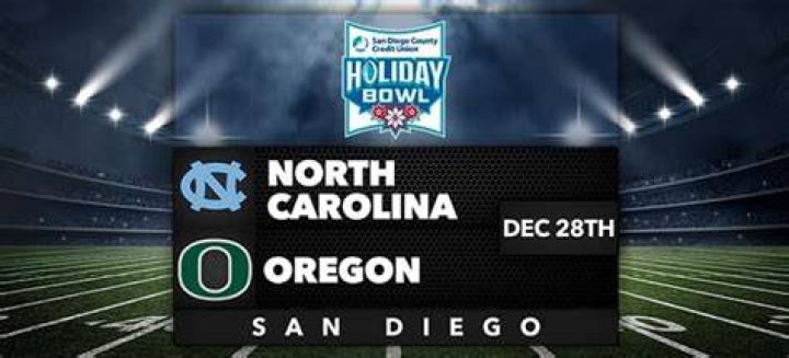 Holiday Bowl North Carolina's Power Echols has crazy interception