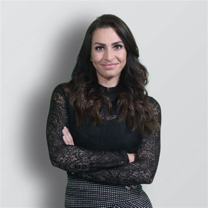 Leila Hormozi On Building & Exiting A Successful Company By 30 Maxim