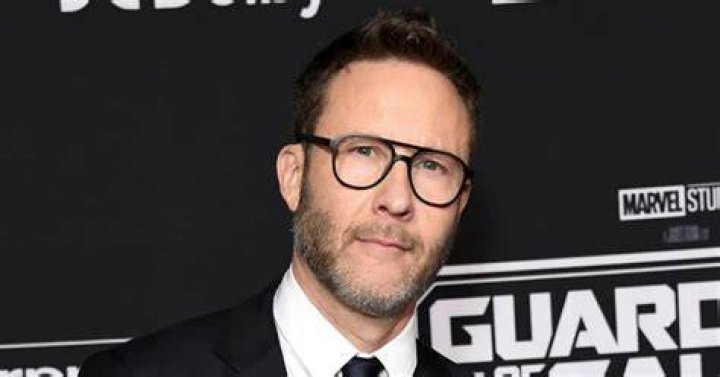 Michael Rosenbaum Biography, Height & Life Story Super Stars Bio